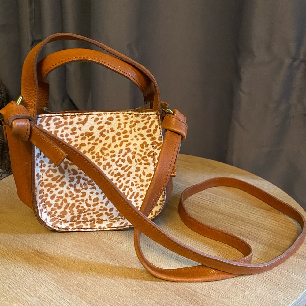 Madewell Sydney Crossbody Bag in Spotted Calf Hair